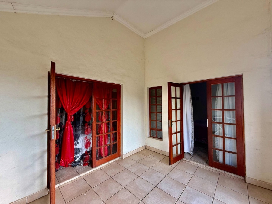 3 Bedroom Property for Sale in Meerhof North West